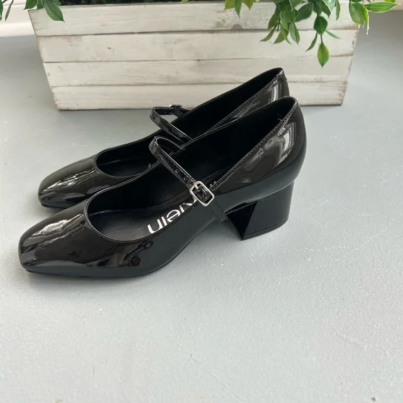 Calvin Klein Marlay Pumps – Black Patent – Size 6 – New in Box - Picture 4 of 9